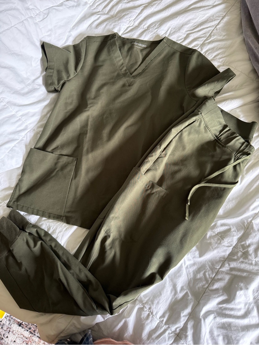 Mandala Olive Green Women's Scrub Set — V-Neck Top & Drawstring Pants